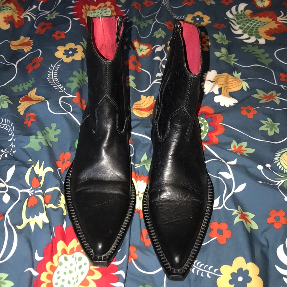Ankle boots